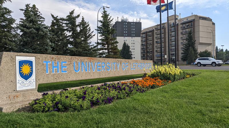 University of Lethbridge 브로셔